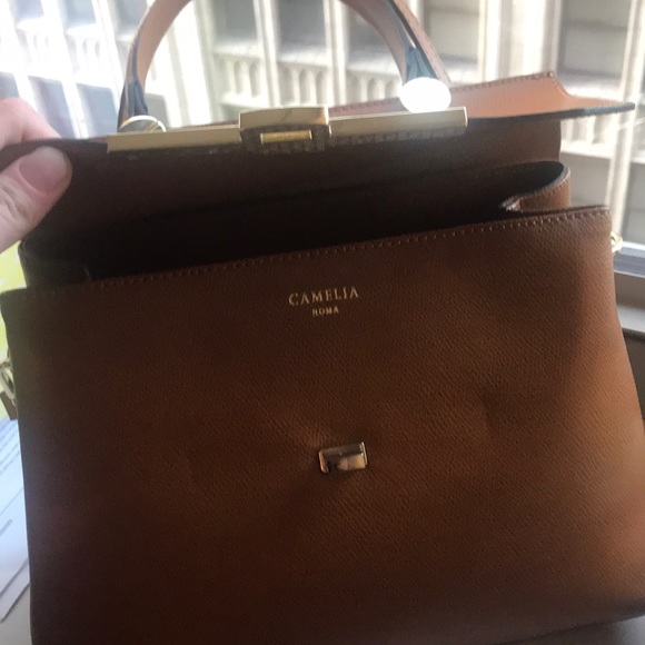 Camellia Roma Purse - Picture 3 of 3